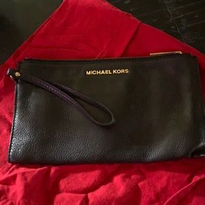 Michael Kors wristlet